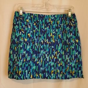 Attyre,  Skort